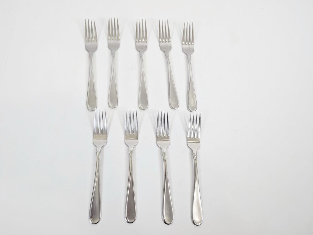 Oneida Flight Reliance 9 Dinner Forks Lot Set Stainless Steel